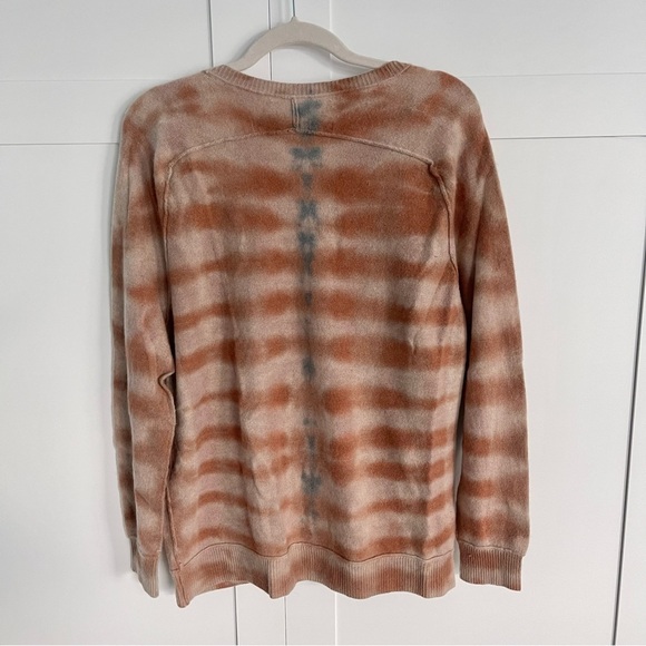 Raquel Allegra Tiger Animal Print Soft Cashmere V-Neck Sweater Cardigan Large - Picture 3 of 9